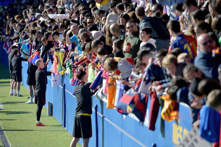 FBL-ESP-LIGA-BARCELONA-FANS